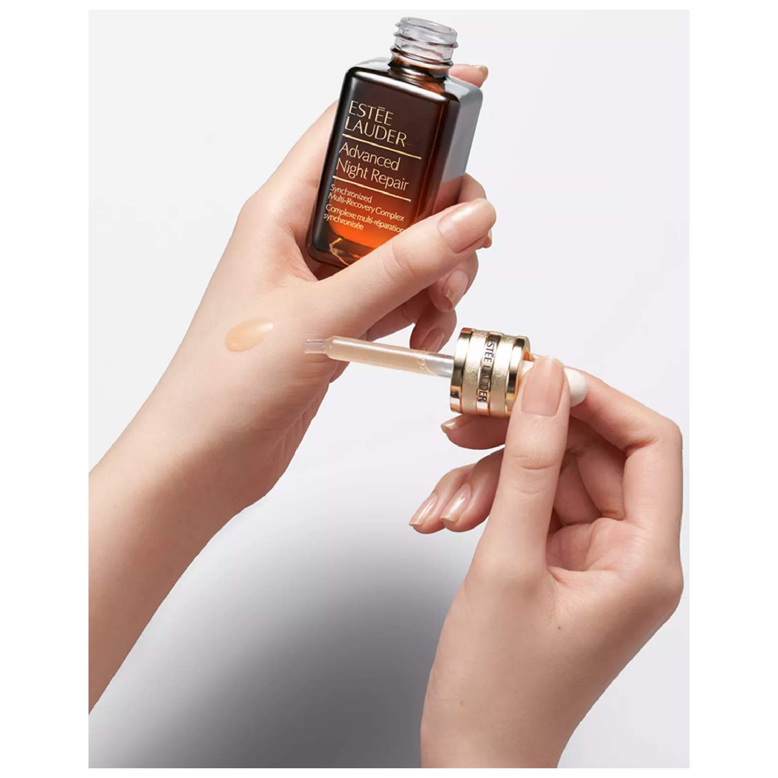 Estee Lauder Advanced Night Repair Synchronized Multi-Recovery Complex Serum for Women