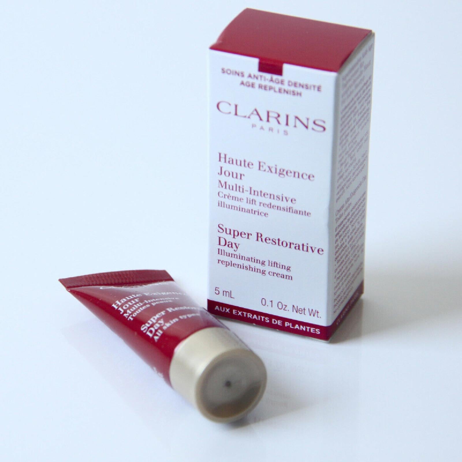 Clarins Super Restorative Day Illuminating Lifting Replenishing Cream